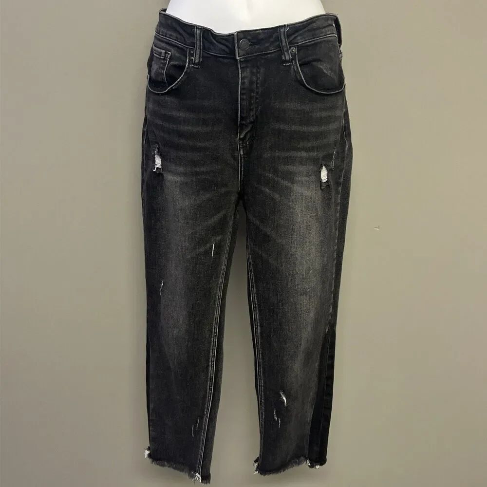 Risen Women’s Black Faded Distressed Cropped Jeans Waist 30/ 11 Zipper Button